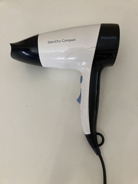 Фен Fhilips HP4961