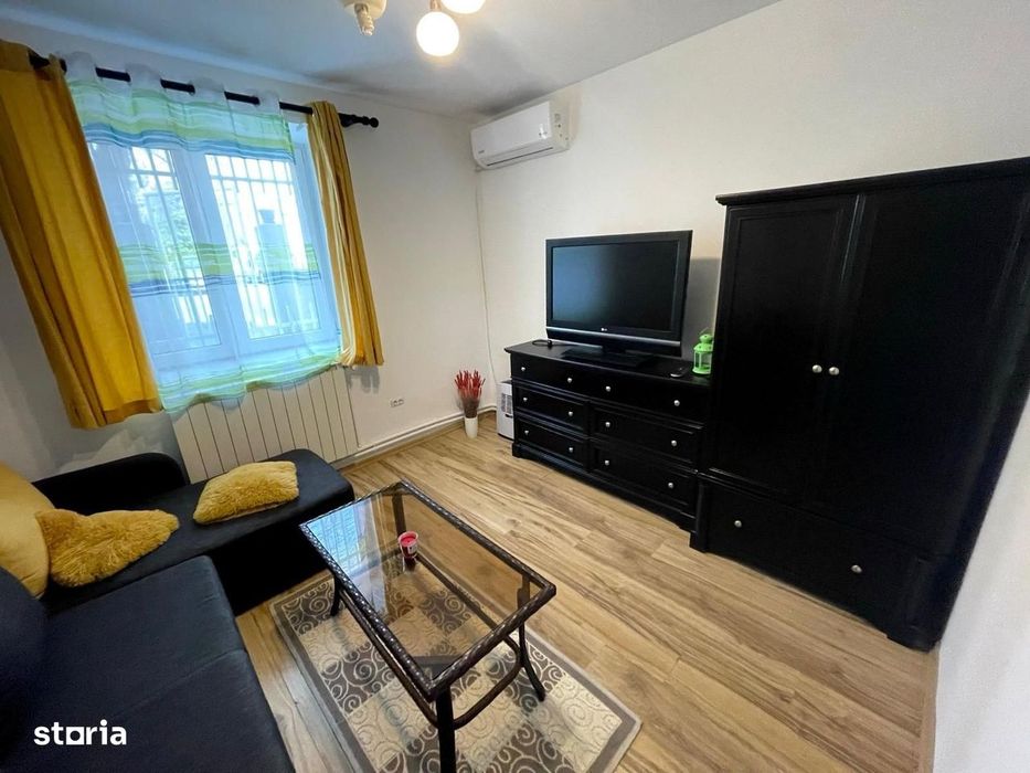 Casa Casatoriilor 3 Camere Cu Curte Separata, Gaze — fotografia 1