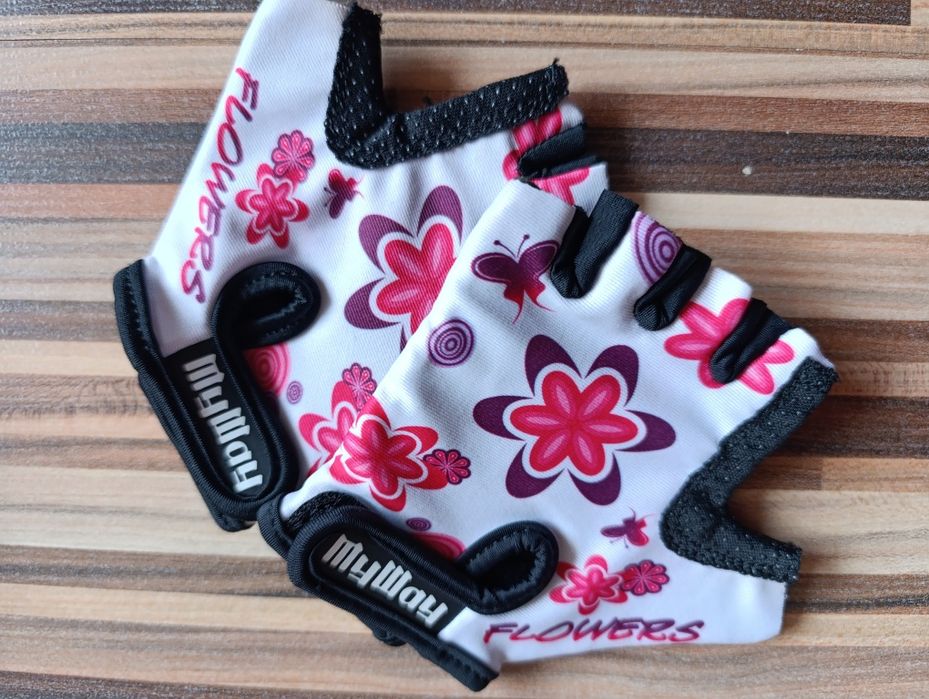 Детски спортни ръкавици за момичета