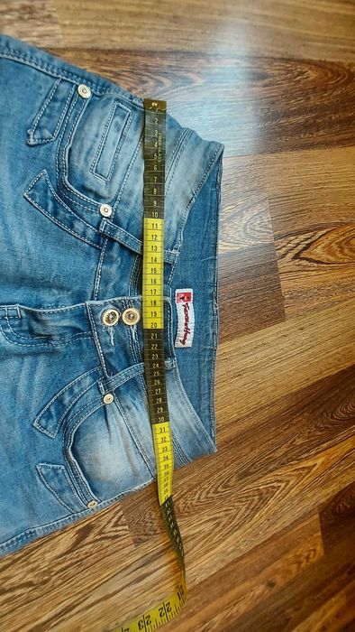 Дамски дънки +подарък нов колан