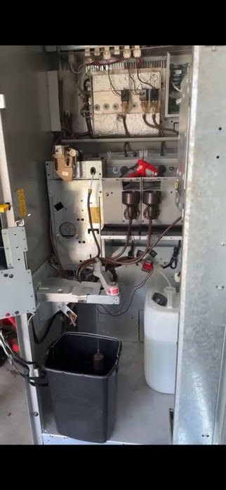 Aparate scucuri & snacks vending