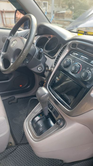 Тоету хайлендер в хорошем состоянии