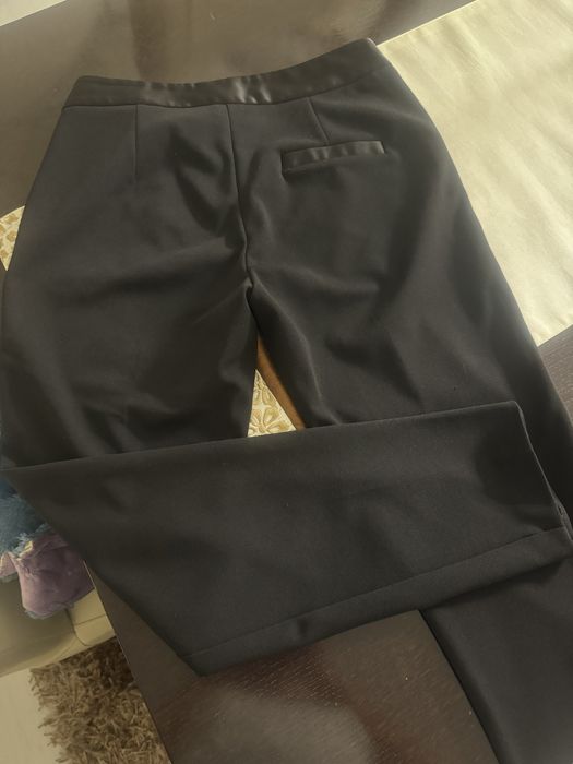 Vand pantaloni eleganti Imperial femei