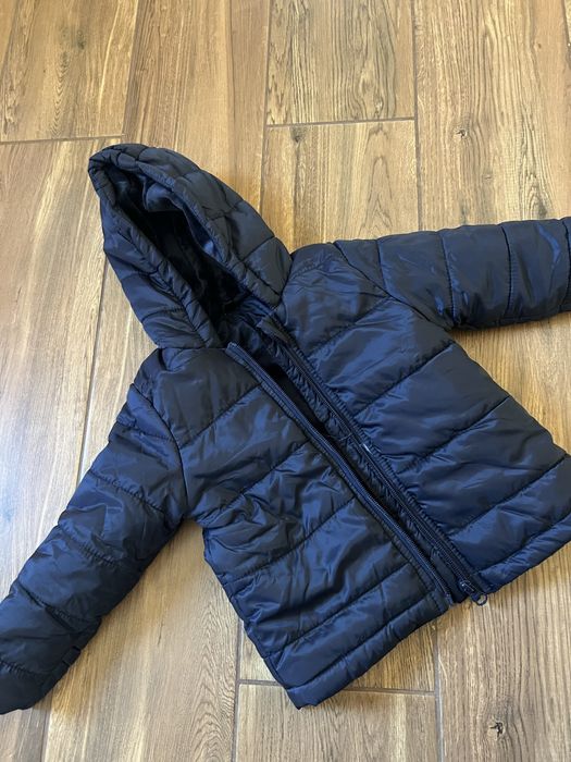 Комплект риза и панталон -6-9 м-майорал-45лв нови