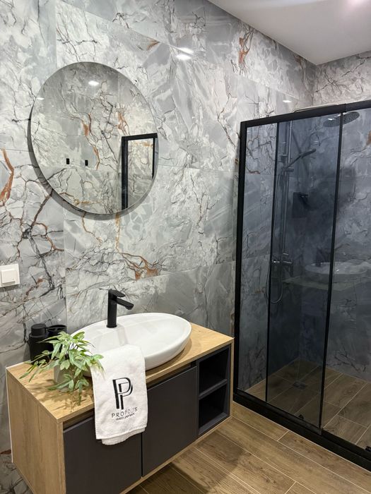 Дава се под наем Двустаен апартамент в Момчилград - 85 кв.м за 40.8 € - Снимка #2