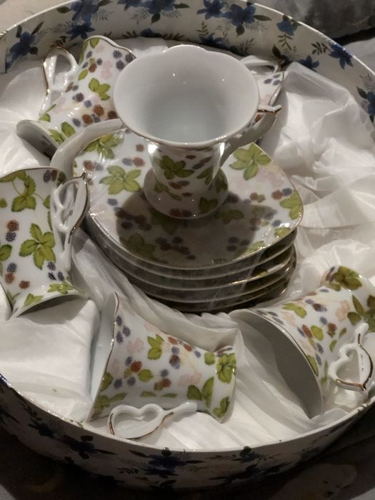 Продам японский фарфоровый сервиз