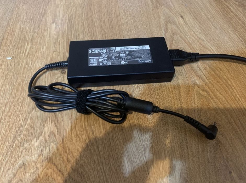 Игравой ноутбук Thenderobot