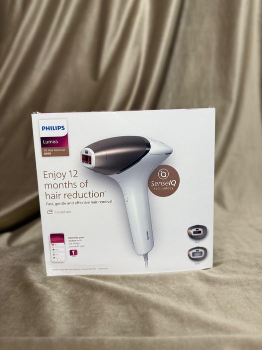 Philips Lumea IPL Seria 8000 SenseIQ BRI947/00 - Ca nou, puțin folosit