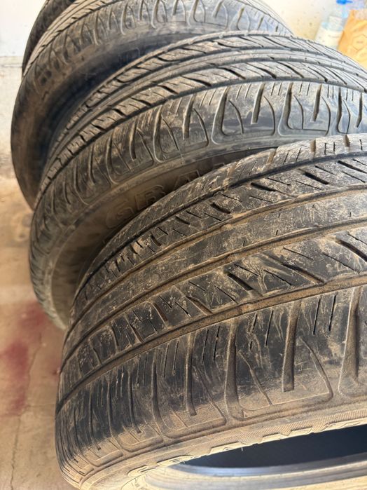 Шины бу комплект