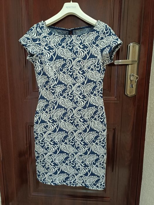 Дамски.    Рокли