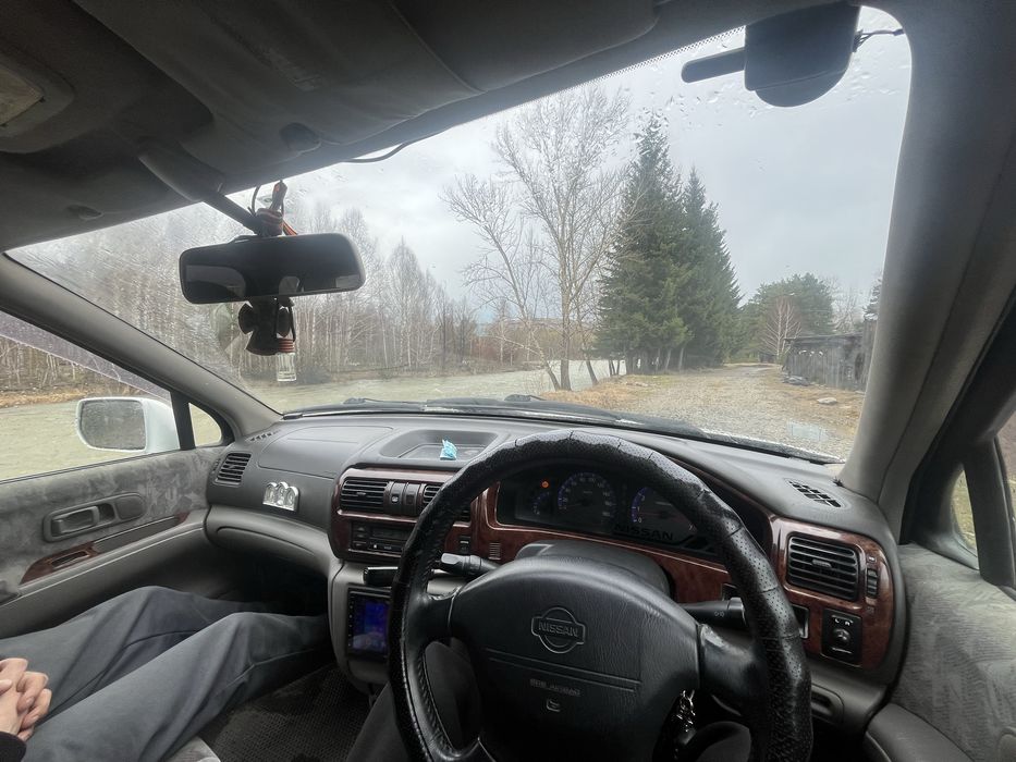 продам Nissan R’nessa