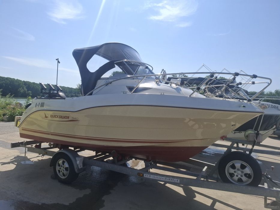 Barca Quicksilver 540 Motor Mercury 115 cp 4 Stroke