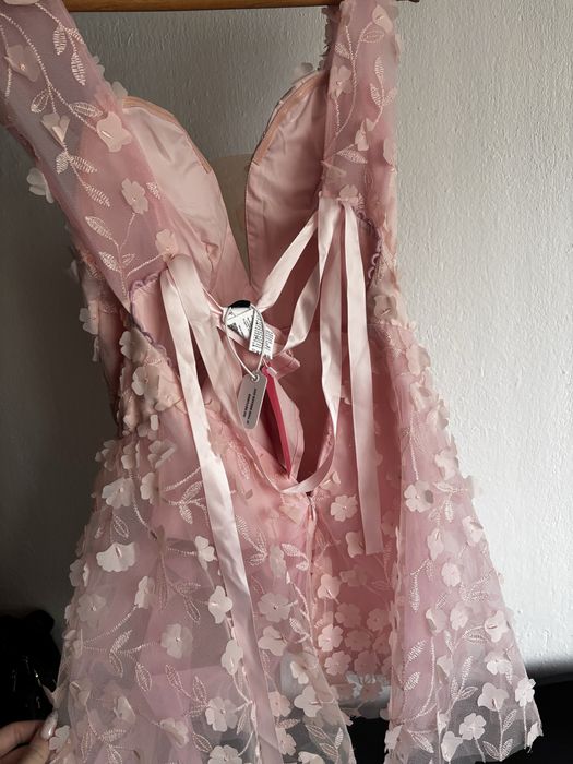 Розова рокля размер S