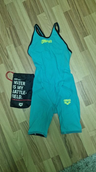 Vând ARENA womens powerskin CARBON FLEX Vx FBSL racing swimsuit