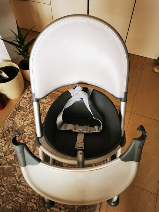 Бебешко/детско/юношеско столче за хранене MUTSY Easy Grow