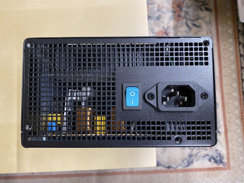 Компютърна кутия със захранване  Deepcool