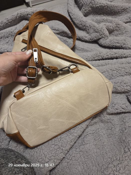 Дамска раница от мека еко кожа