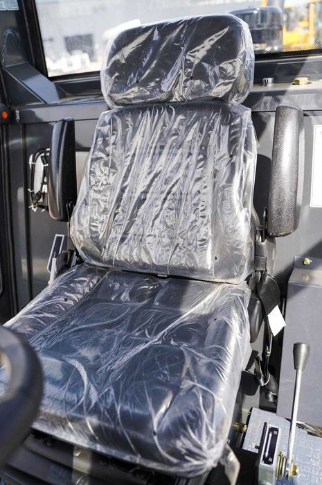 Грунтовый каток CLG6114E