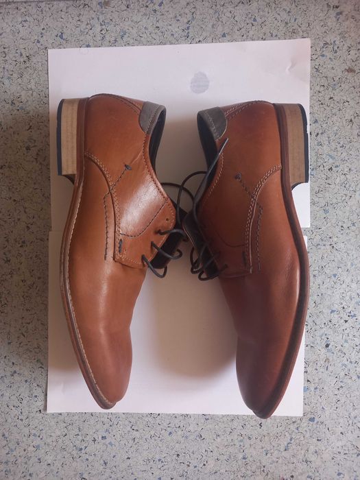 Pantofi Pat Calvin noi