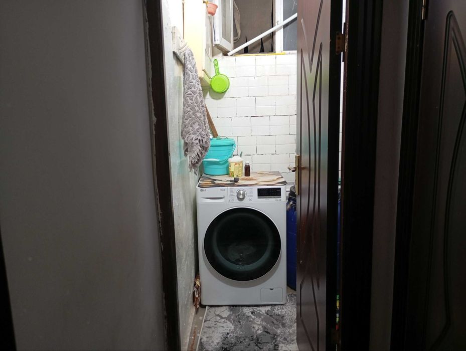 Shoshilinch uy sotiladi 3/4/4 Termiz PVO "Azizbek" restorani orqasida.