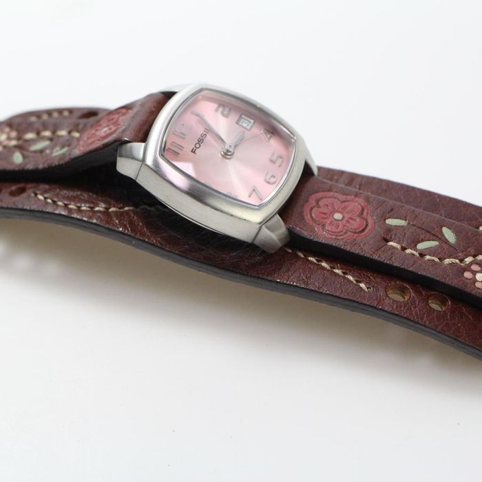 FOSSIL-автентичен, дамски, ест. кожа. ПРОМО!

–Автентичен д