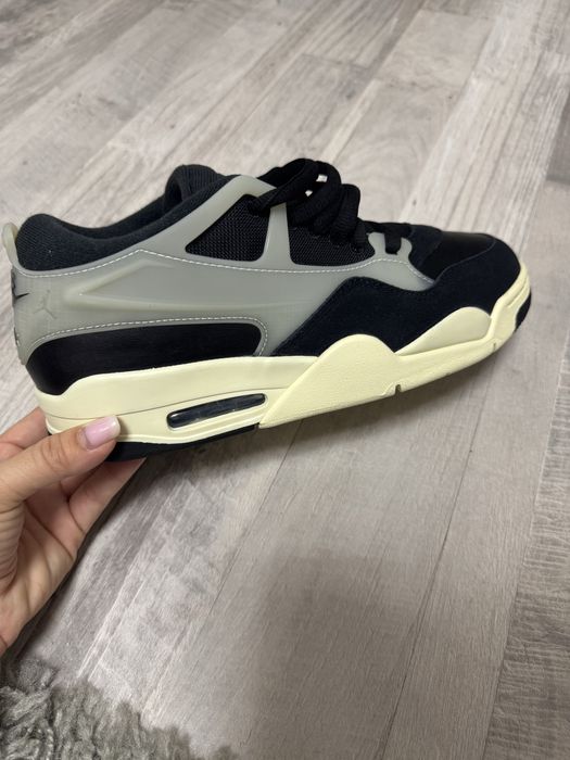 Air Jordan 4 RM , marime 44 si 45