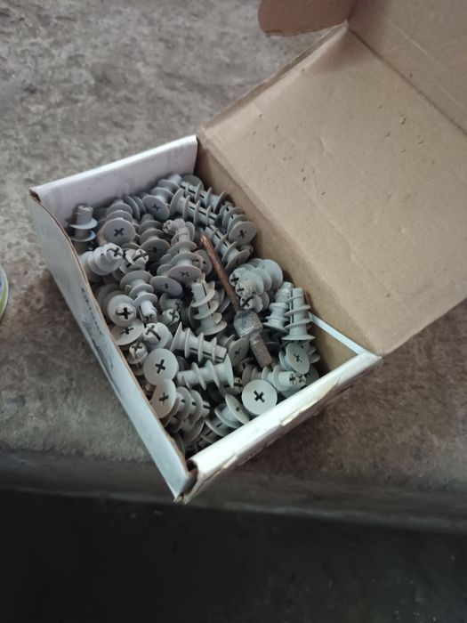 Анкера разные на выбор