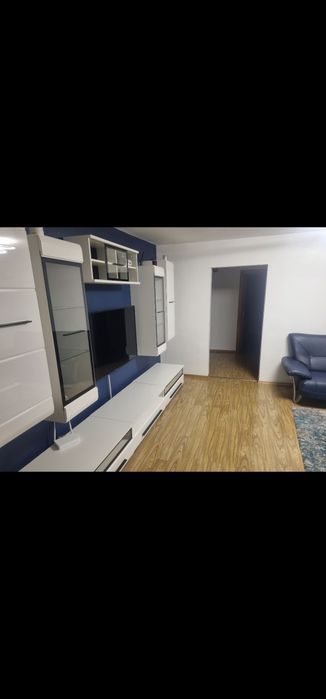 Inchiriez apartament 4 camere