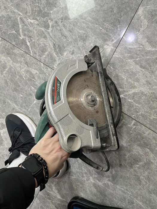 Продам Ручную циркулярную пилу