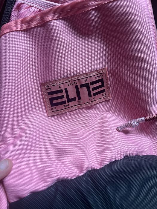 Ghiozdan nike elite roz