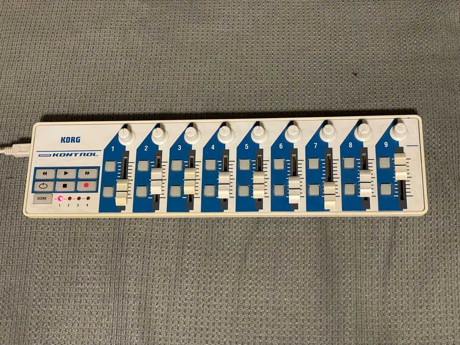 MIDI контролер Korg nanoKONTROL – USB