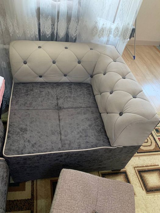 Уголок мягкая мебель для зала