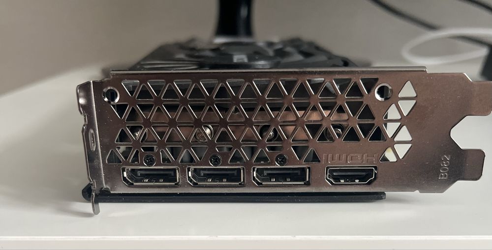 Видеокарта RTX 3060 Ti 8gb