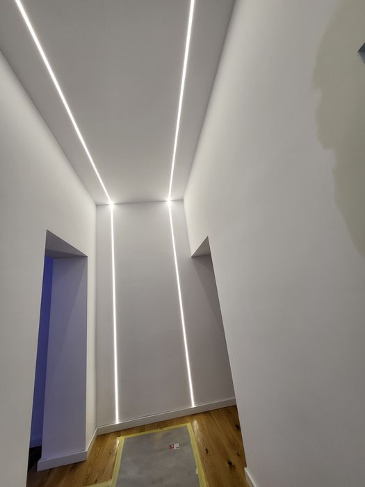 Apartament central busteni vând sau schimb cu Mașina -/+ diferența