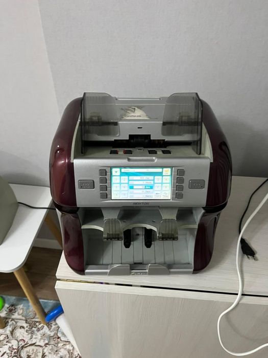 Счетная машинка для денег KISSAN