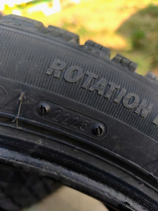 Продавам 4бр.Зимни гуми Riken 205/50 R17  SNOW XL ДОТ 2025
