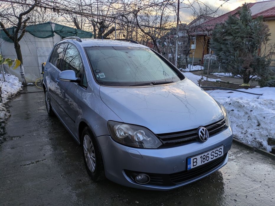 Volkswagen Golf Plus 6 1.6 TDI, 105 CP, DSG, din 2010