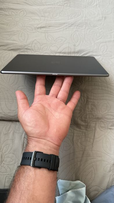Tableta Apple Ipad Air generatia 3 256gb impecabila