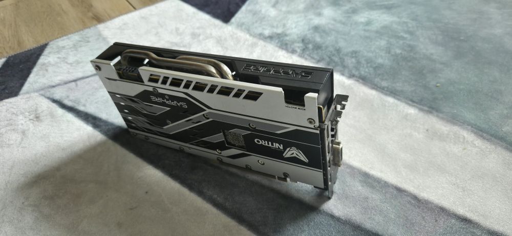 PLACA VIDEO RX 570 NITRO saphire 8gb vram