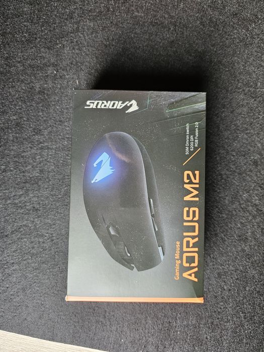 Laptop ASUS VivoBook 16 + Mouse  Aorus M2