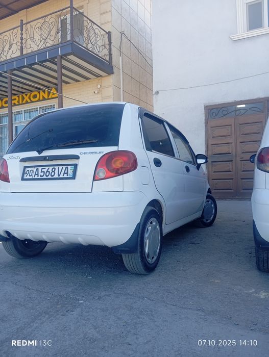 Tayor moshina qraska toza