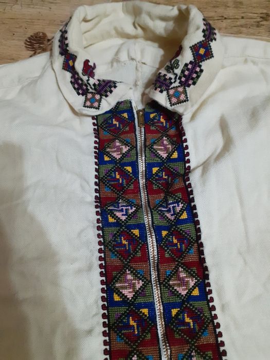 Риза  нашивана  мъжка  Риза с потури и..пищови