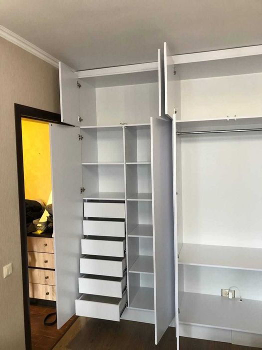 Мебель на заказ. Шкафы, шкафы купе, гардеробные, прихожие, кухни.