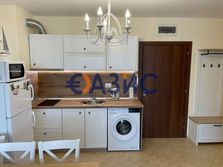 Продава се Двустаен апартамент в Созопол - 71 кв.м за 1578 €/кв.м - Снимка #2