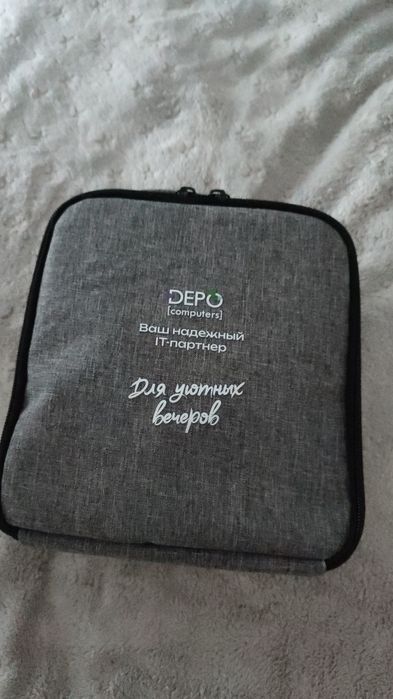 Проектор с полотном