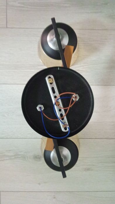 Продаëтся люстра