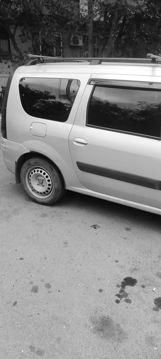 Продам автомобиль Ларгус 2014г.в,