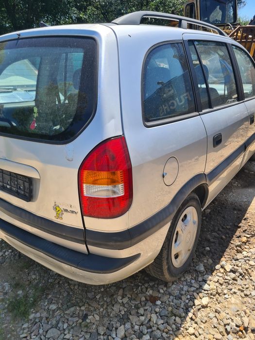 Опел Зафира 1.6 Opel Zafira 1.6 X16XEL на части