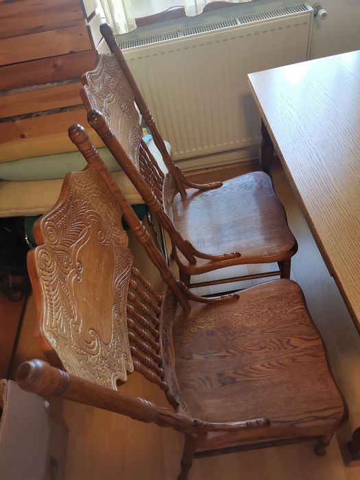 Masa scaune sculptate lemn