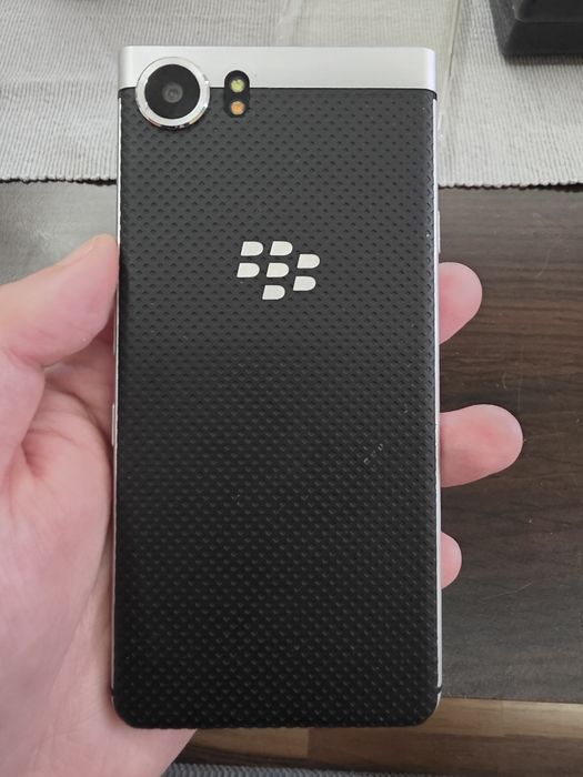Blackberry key one 32gb